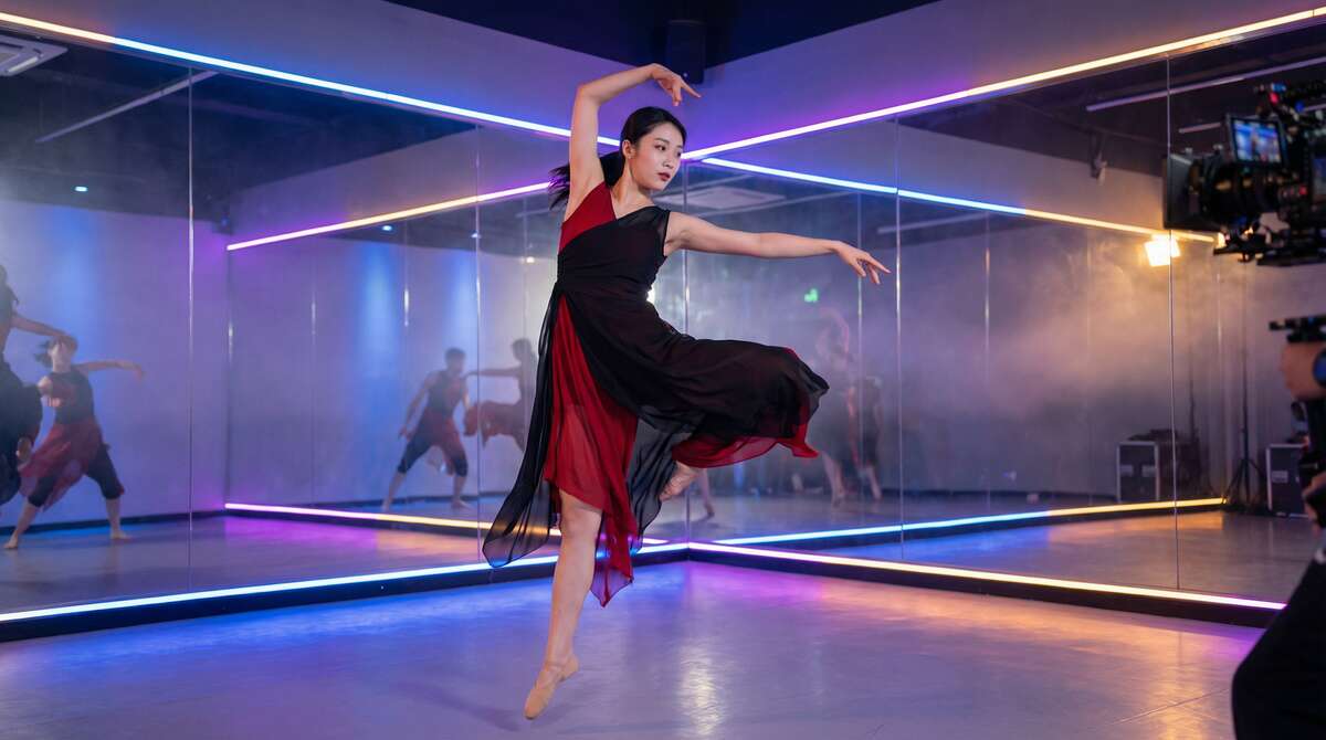 海角网舞蹈视频